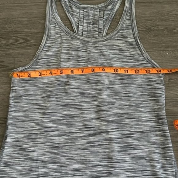 Lululemon Athletica Racerback Tank Top - Picture 5 of 5